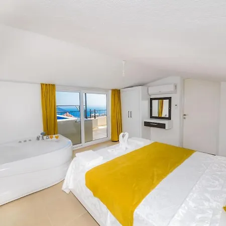 Apartment Luxuriously Furnished Penthouse With Terrace Pool And Jacuzzi In Kalkan Kaş